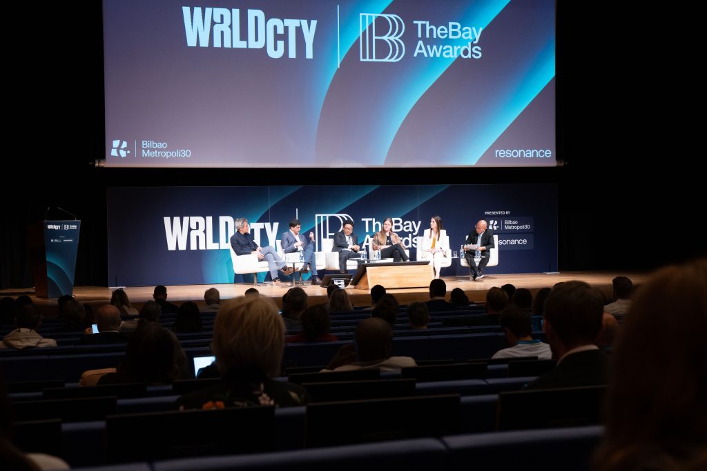 Congreso “WRLDCTY & The Bay Awards Summit” BM30